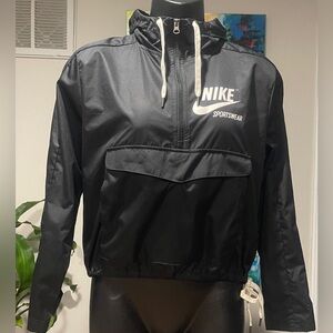 Nike Black Hooded Cropped Windbreaker Jacket, Size XS